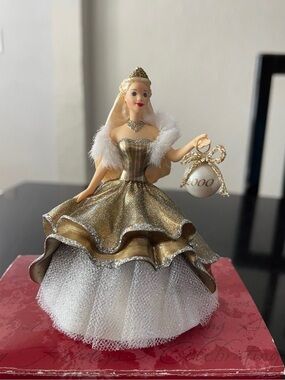 Hallmark Celebration 2000 Barbie Ornament